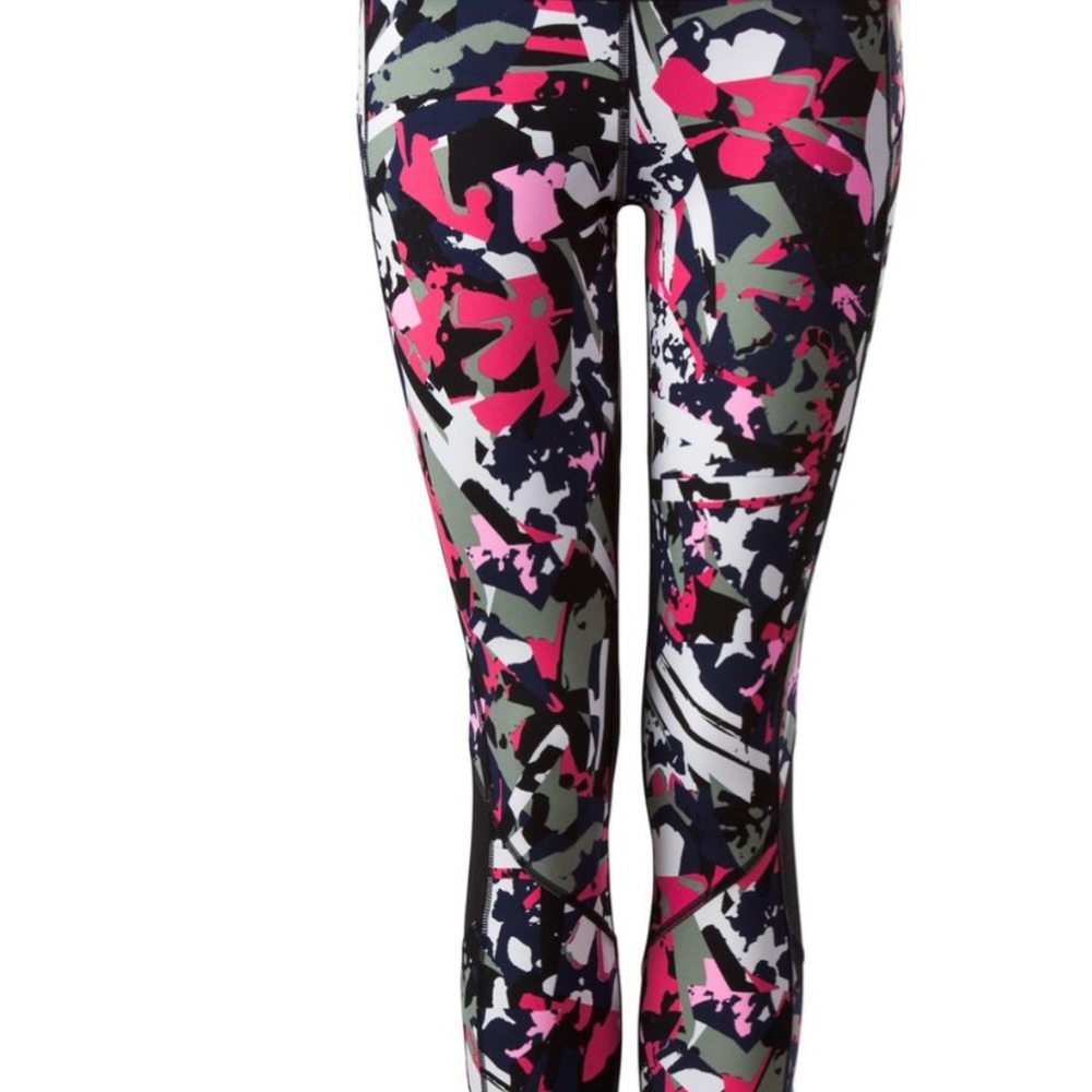 Lululemon pace rival crops Pop Cut Boom Juice 10